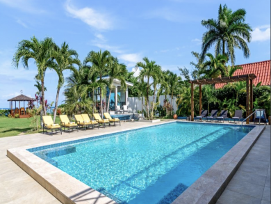 Private Staff Walk the Beach Villa Luxury Jamaica Holiday